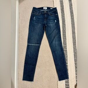 FRAME Denim skinny straight Jean sz 28